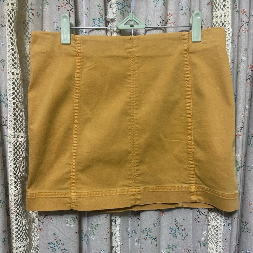 Jolt‎ Marigold Yellow Stretch Back Zip Skirt Size 13/31 NEW